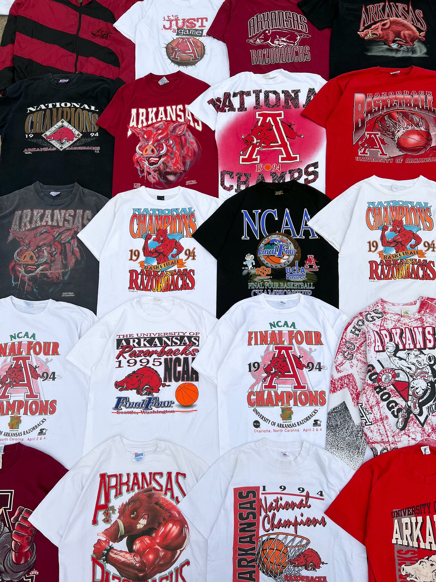 VINTAGE RAZORBACKS DROP