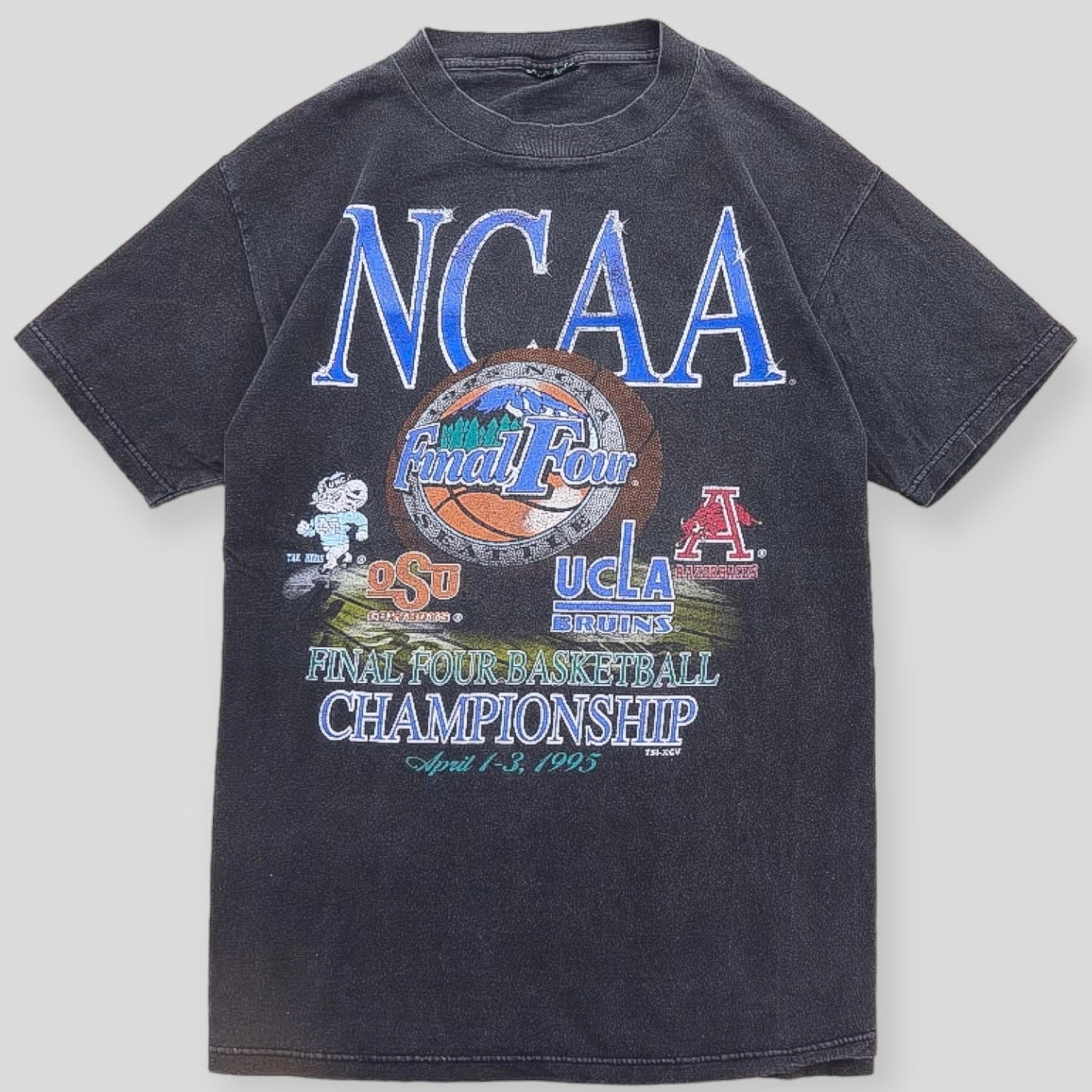 1995 NCAA Final Four Championship Vintage t-shirt - backtovida