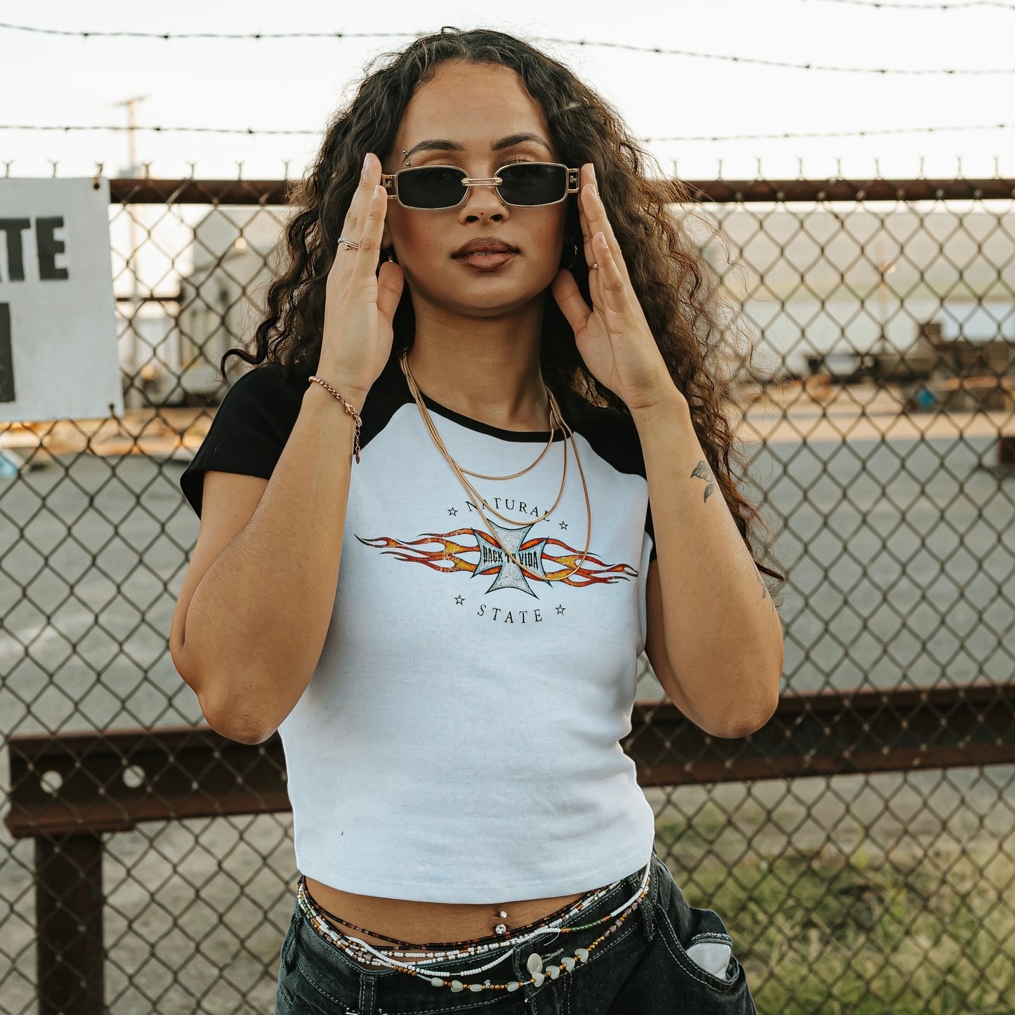 NATURAL STATE FLAME CROP TEE