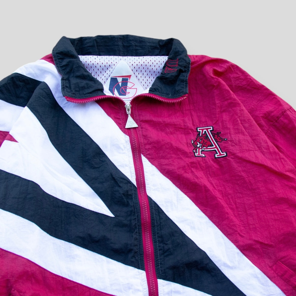 90s Vinatge Razorbacks Wind Breaker