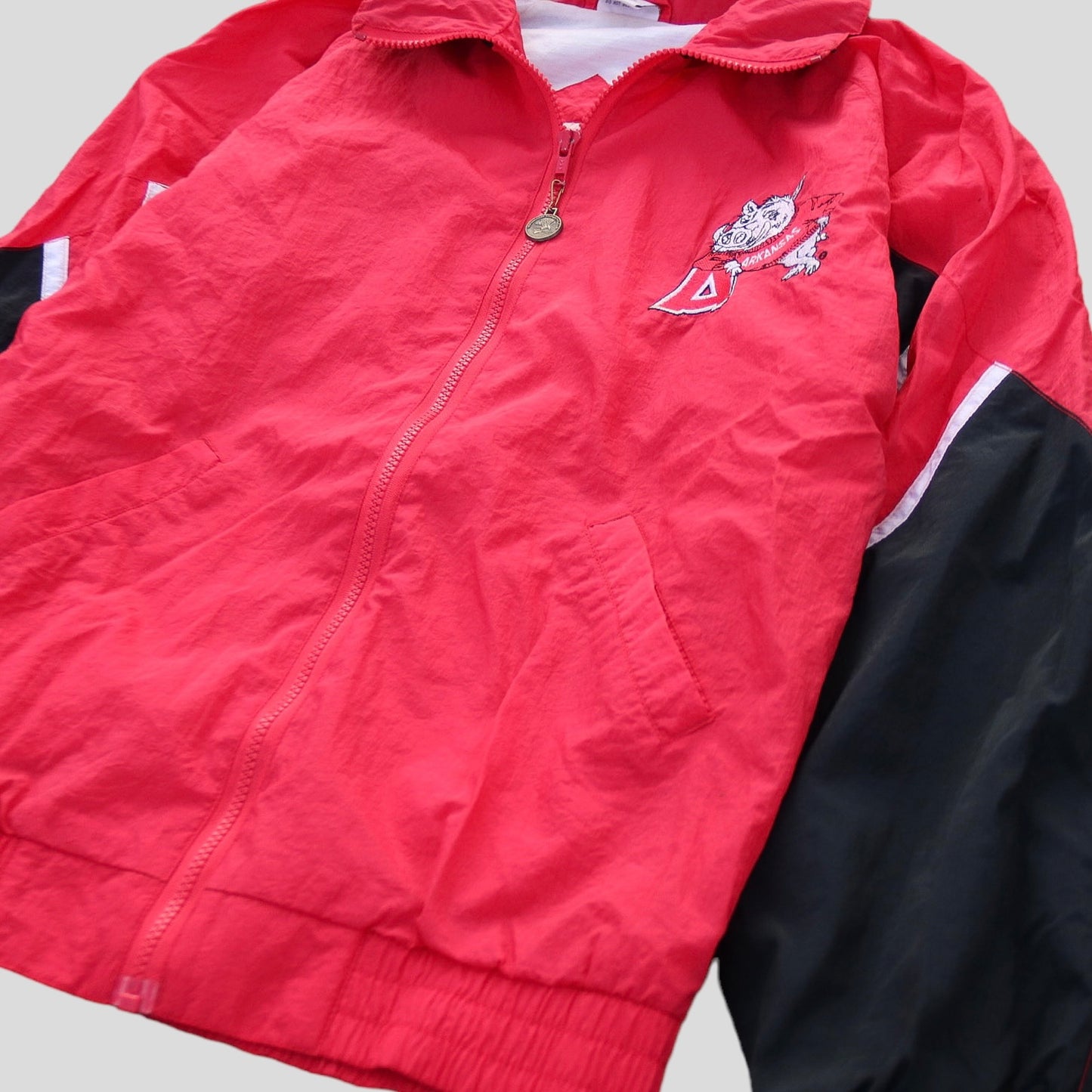 90s Arkansas Razorbacks Wind Breaker - backtovida