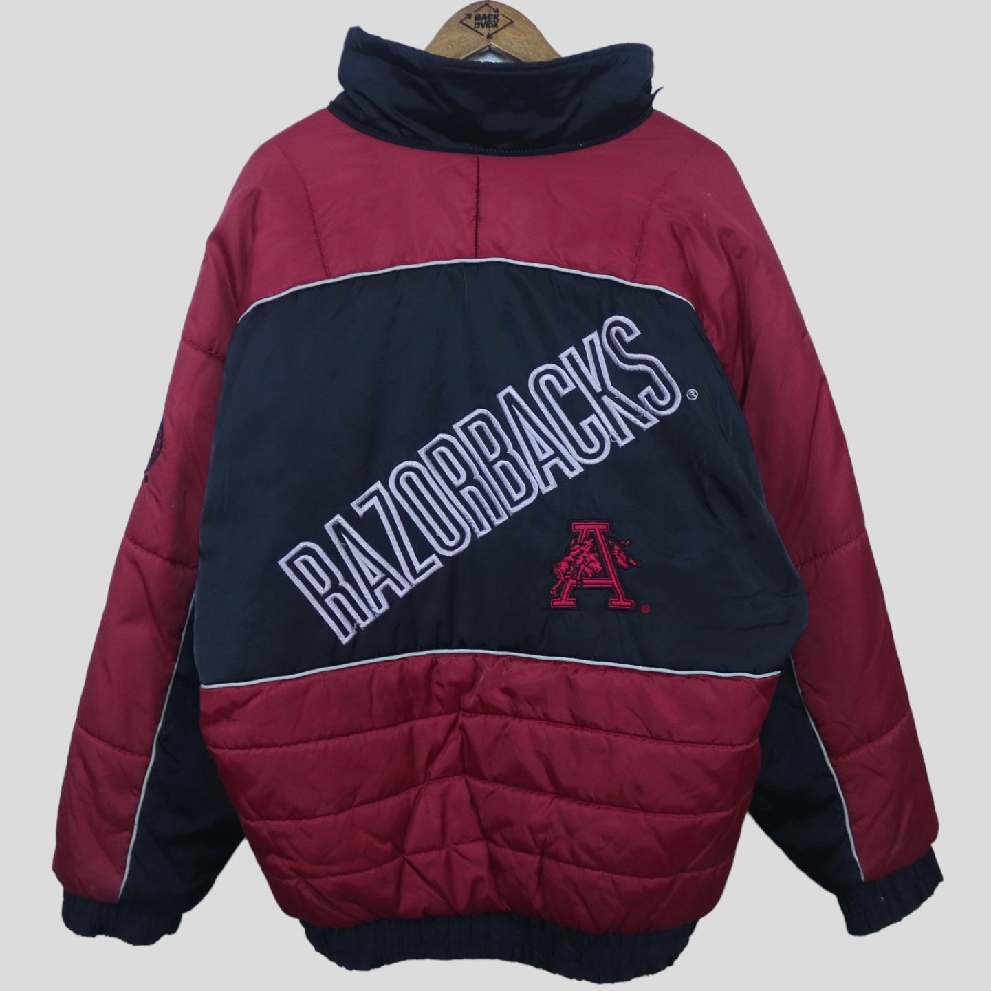 90s Arkansas Razorbacks Puffer Jacket - backtovida