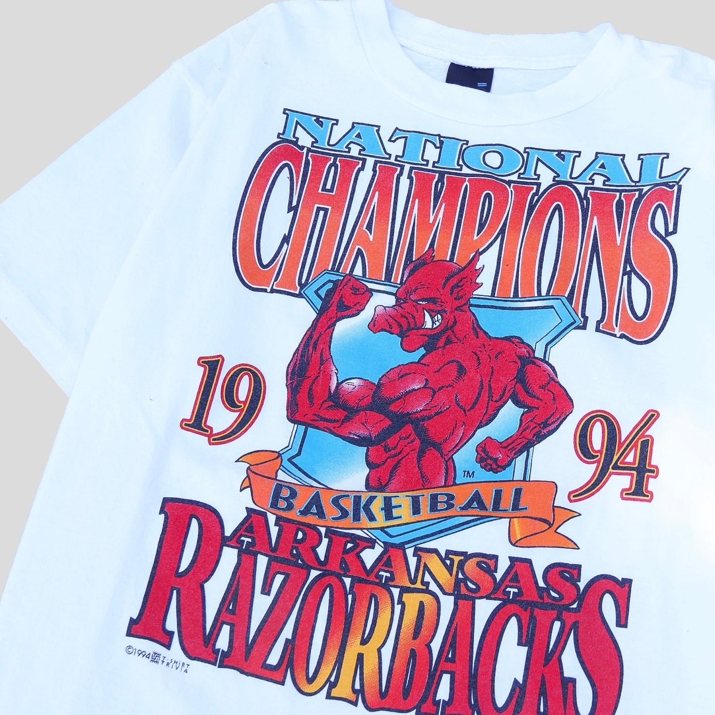 1994 Rare Razorbacks National Champions Mad Hog Vintage T-Shirt - backtovida