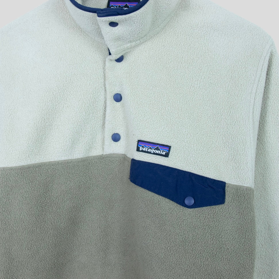 Patagonia Synchilla Fleece Pullover - backtovida