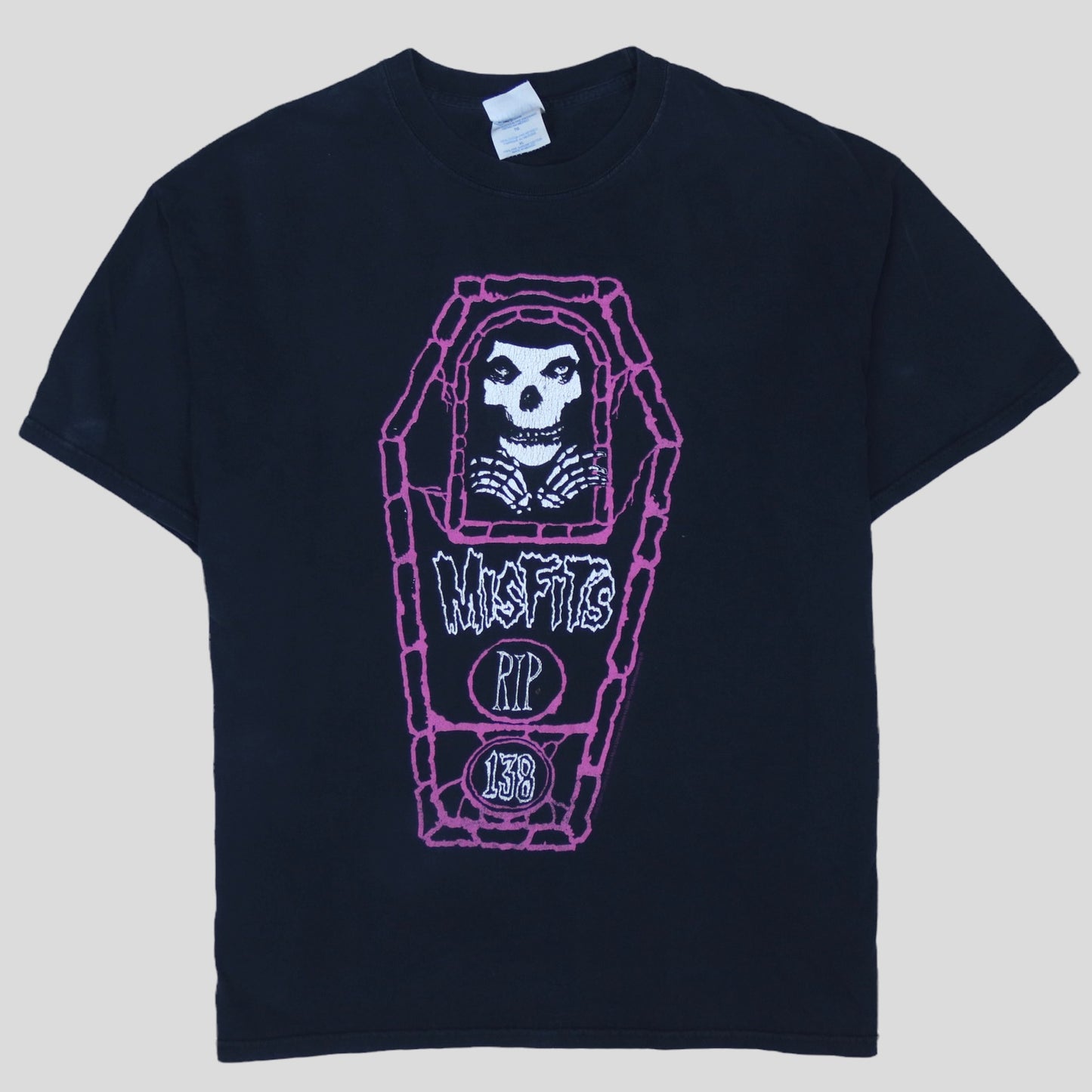 MisFits Vintage Y2K T-Shirt - backtovida
