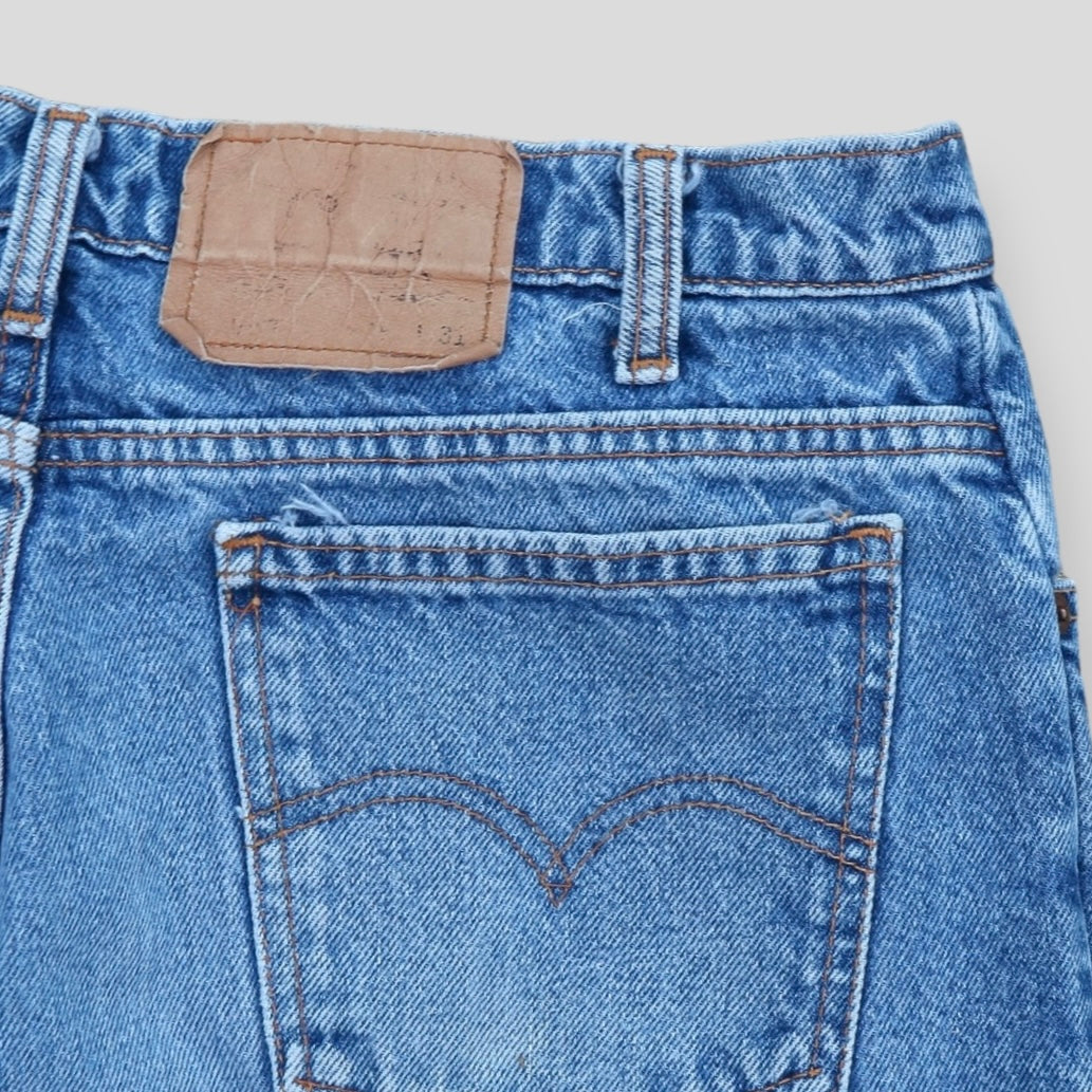 Vintage Levi’s Denim Shorts - 36