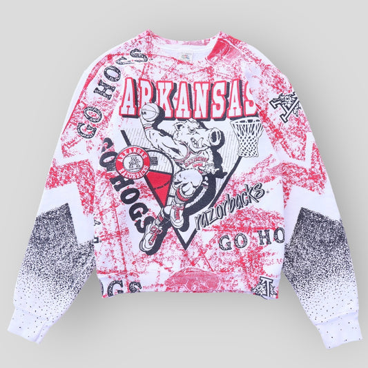 1990s Rare AOP Razorbacks Dunking Hog Crewneck - backtovida