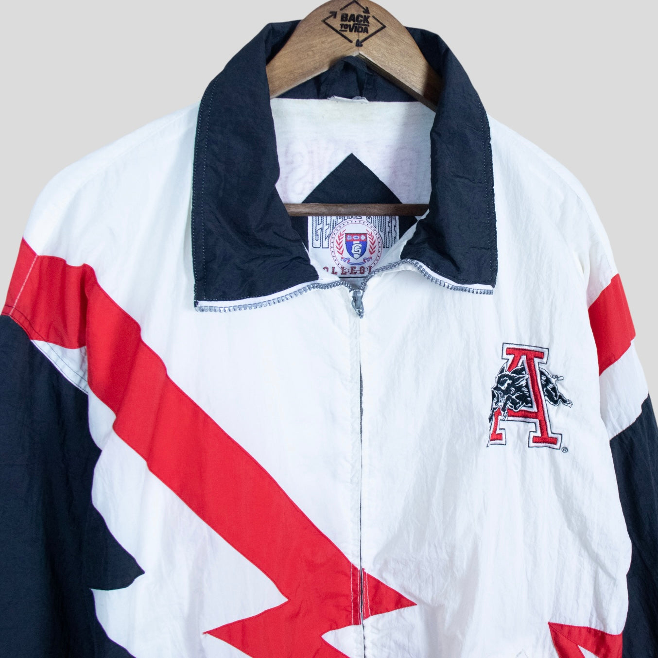 Arkansas Razorbacks Vintage Wind Breaker - backtovida